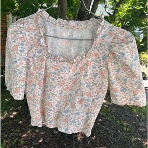 Floral Levi’s Puff Sleeve Top